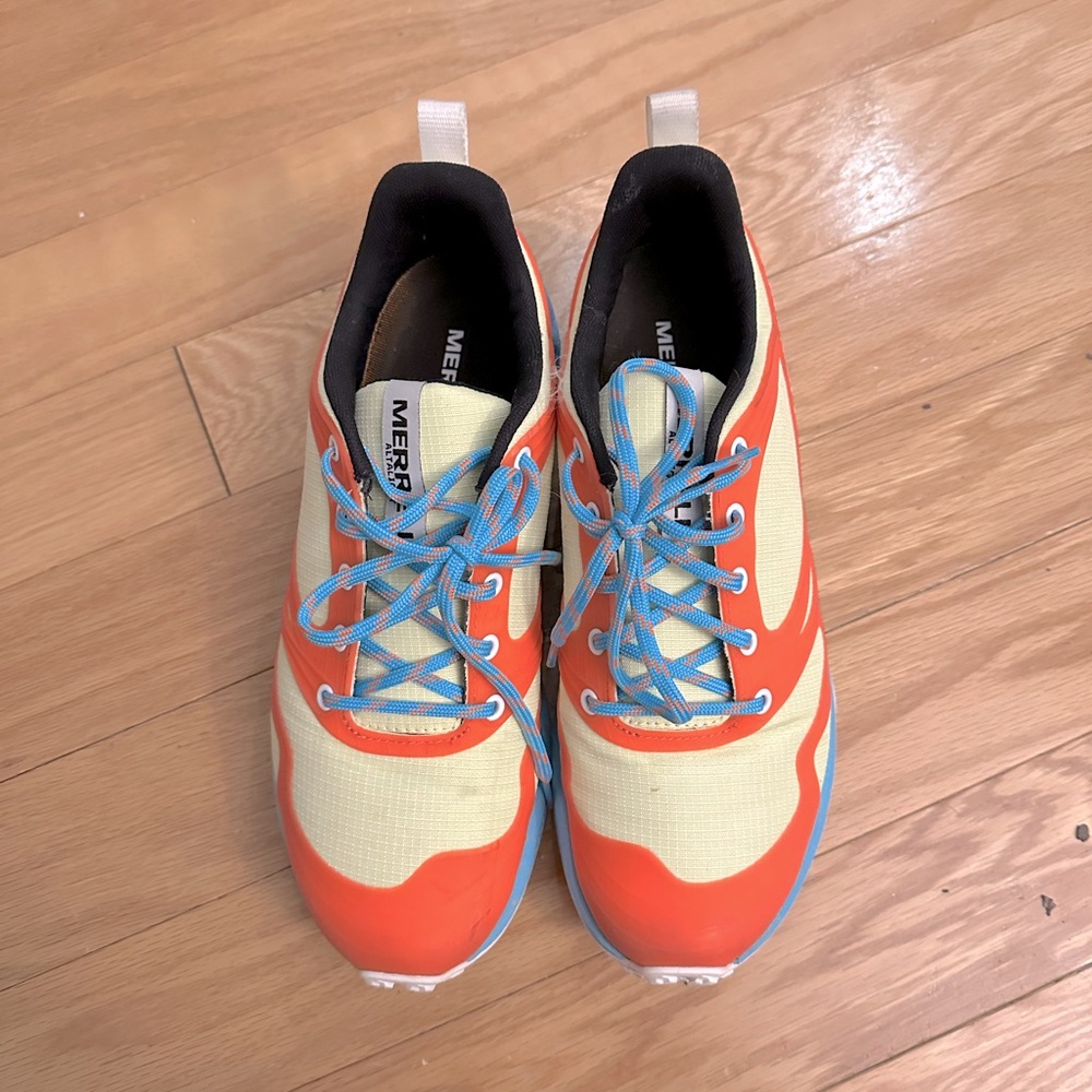 Merrill Ultralight Hiking Sneaker Size 9.5